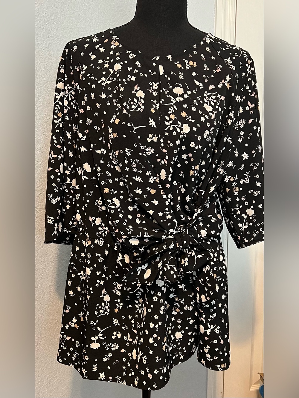 Lane Bryant Black Floral Tie-Front Blouse Size 16